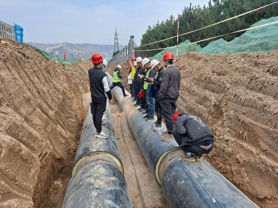 泓源公司全面檢查在建項目(圖2) 泓源公司全面檢查在建項目(圖2)