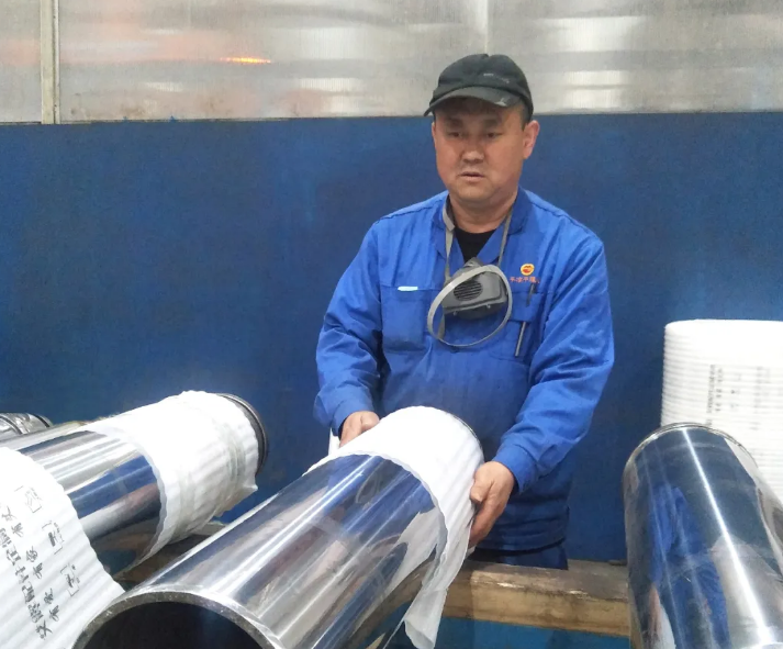 泓源公司召開2021年度“泓源榜樣”表彰會(huì)議(圖6) 泓源公司召開2021年度“泓源榜樣”表彰會(huì)議(圖6)