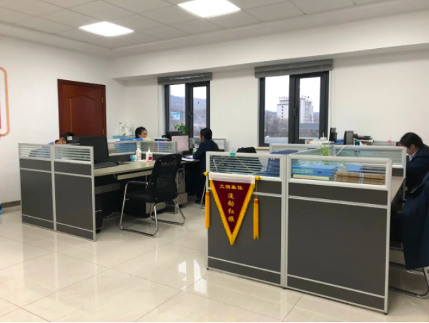 文明創(chuàng)建我先行——市產(chǎn)投集團積極組織參加全市志愿服務(wù)集中示范活動(圖5) 文明創(chuàng)建我先行——市產(chǎn)投集團積極組織參加全市志愿服務(wù)集中示范活動(圖5)