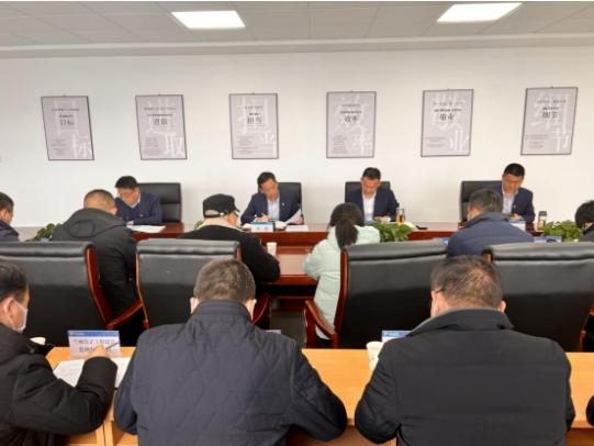 市產(chǎn)投集團(tuán)召開項(xiàng)目建設(shè)復(fù)工動(dòng)員會(huì)議(圖2) 市產(chǎn)投集團(tuán)召開項(xiàng)目建設(shè)復(fù)工動(dòng)員會(huì)議(圖2)